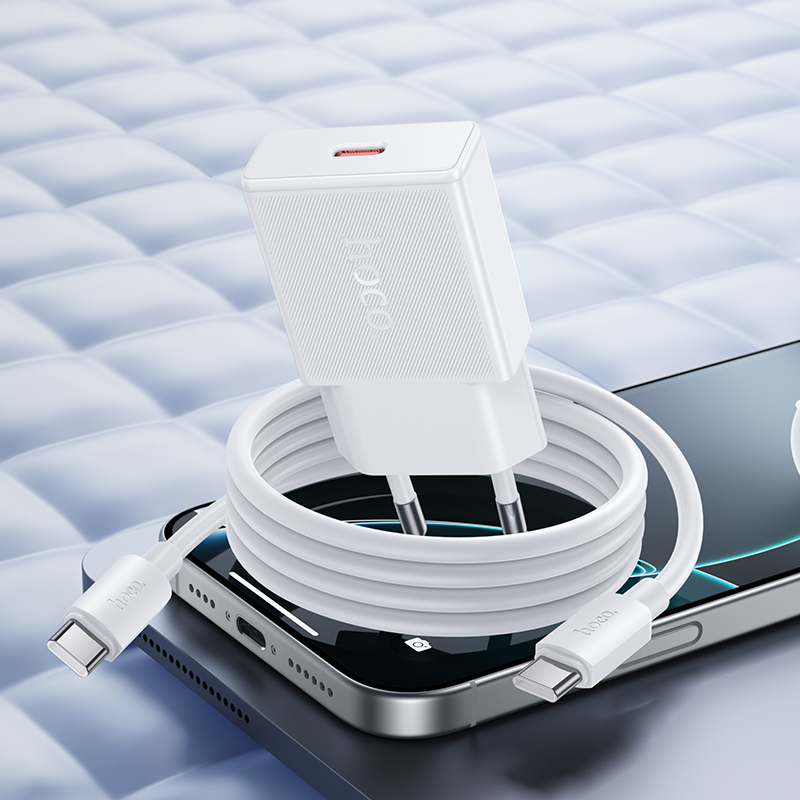 Сетевое зарядное устройство HOCO N72 Speed 1xUSB-C с Кабелем Type-C - Type-C, 20W, белый фото