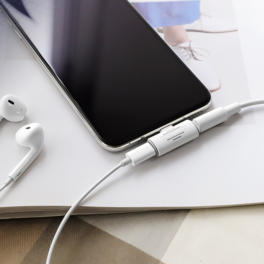 Переходник/Адаптер BOROFONE BV6 Comfortable 2 в 1 Lightning (m) - Dual Lightning (f), белый фото