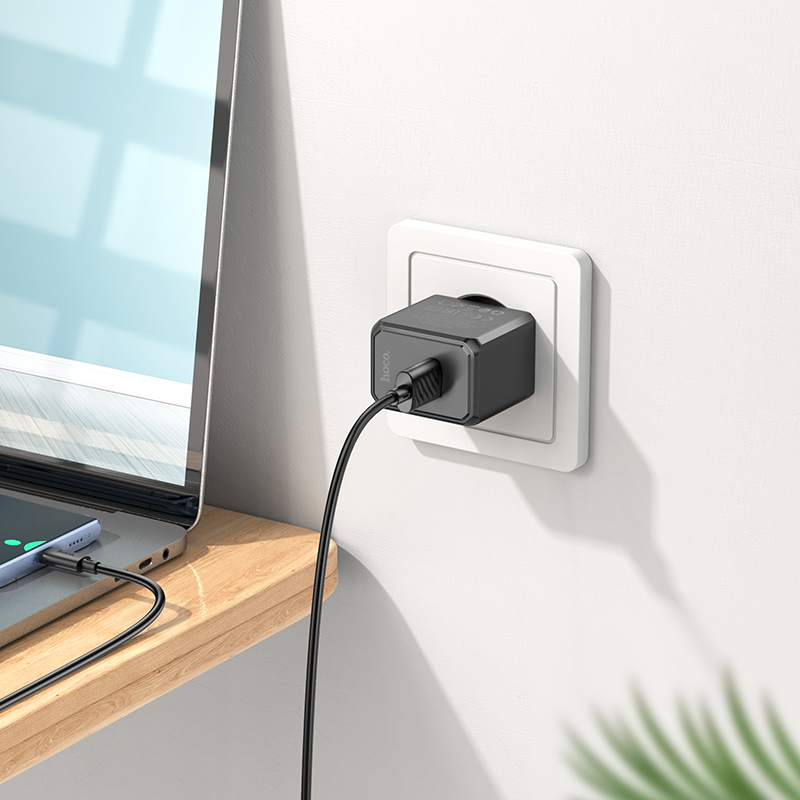 Сетевое зарядное устройство HOCO CS11A Ocean 1xUSB, 2.1A, черный фото