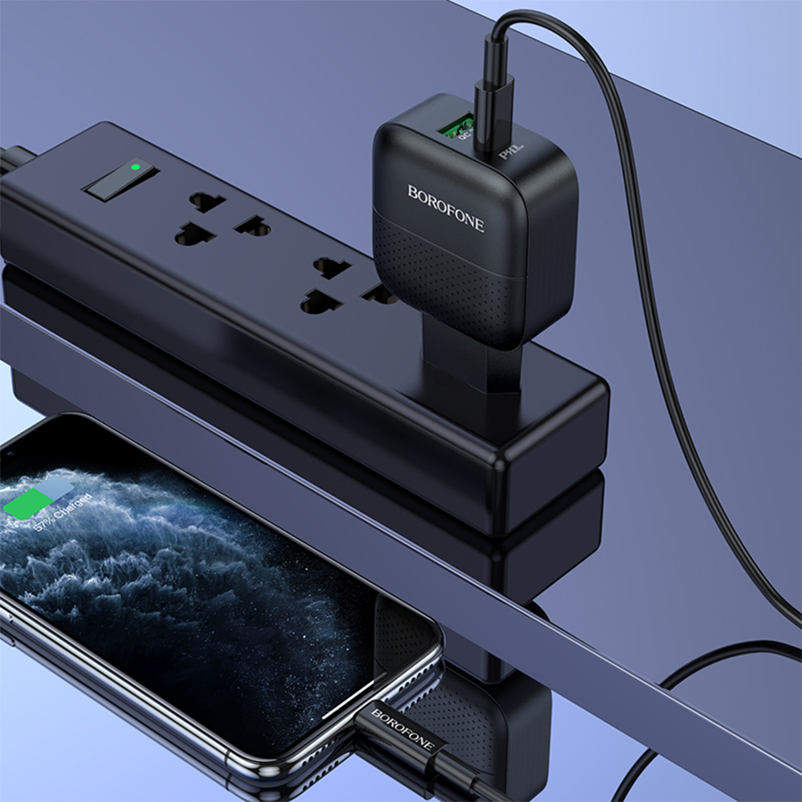 Сетевое зарядное устройство BOROFONE BA46A Premium 1xUSB + 1xUSB-C с Кабелем Type-C - Lightning, 3A, 18W, черный фото