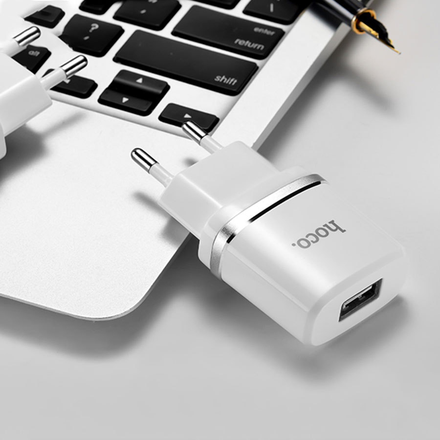 Сетевое зарядное устройство HOCO C11 Smart 1xUSB с Кабелем USB - Lightning, 1A, 5W, белый фото