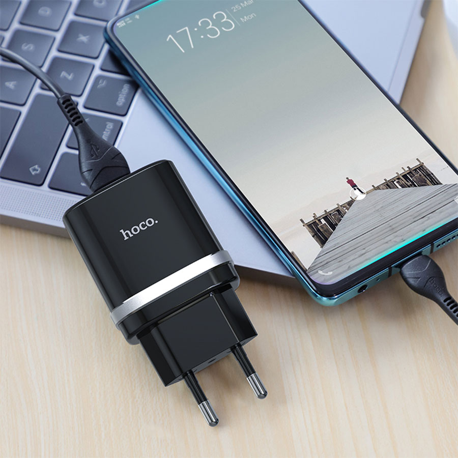 Сетевое зарядное устройство HOCO C12Q Smart 1xUSB с Кабелем USB - Type-C, 3A, 18W, черный фото