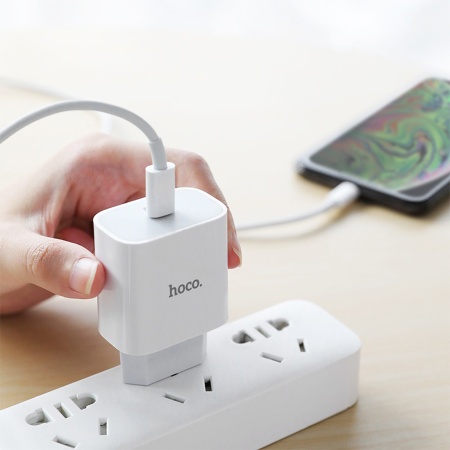 Сетевое зарядное устройство HOCO C76A Plus Speed 1xUSB-C, 3A, 20W, белый фото