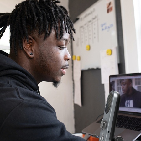 Микрофон универсальный кардиоидный JMARY MC-PW7, Type-C+Lightning+Jack 3.5mm, 1.8 м, черный фото