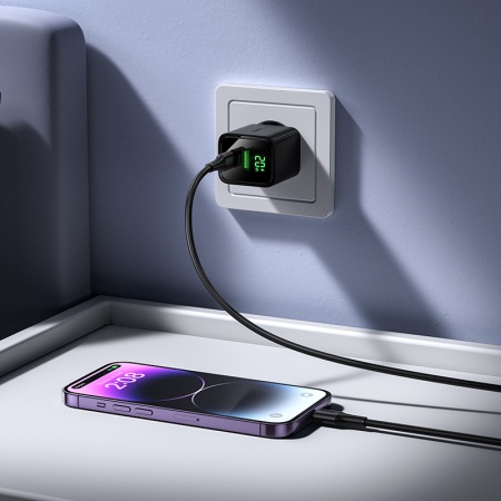 Сетевое зарядное устройство HOCO CS83A Excellent 1xUSB + 1xUSB-C с Кабелем Type-C - Lightning, 3A, 20W, черный фото