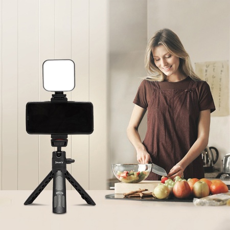 Светодиодный осветлитель JMARY FM-48R, черный фото